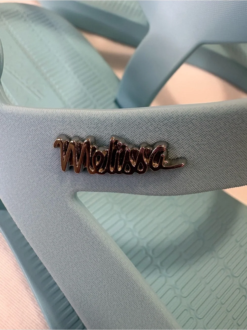 Melissa lightweight strap